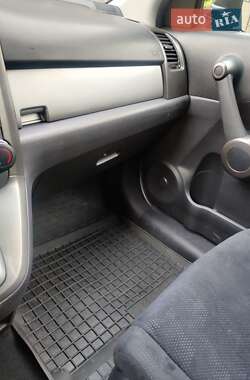 Внедорожник / Кроссовер Honda CR-V 2010 в 