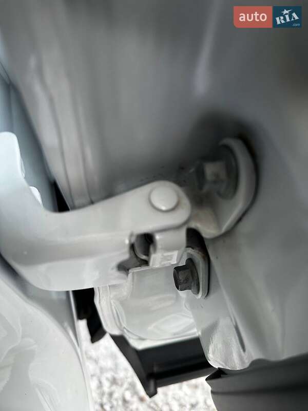 Внедорожник / Кроссовер Honda CR-V 2020 в Макарове