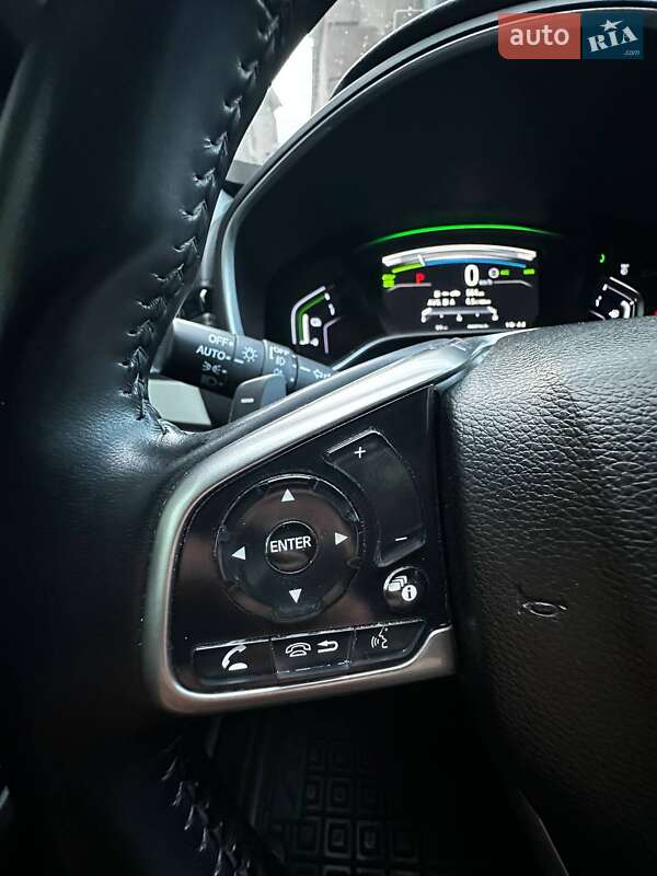 Внедорожник / Кроссовер Honda CR-V 2020 в Макарове