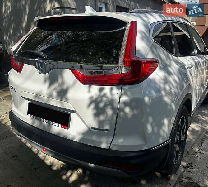Внедорожник / Кроссовер Honda CR-V 2020 в Макарове