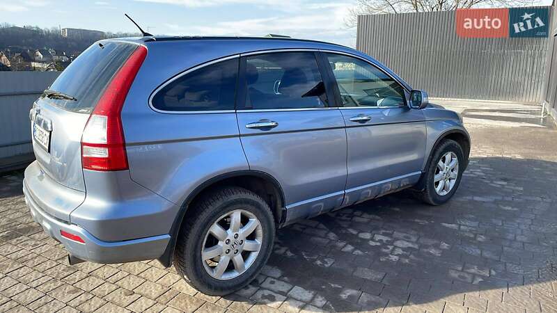 Внедорожник / Кроссовер Honda CR-V 2007 в Бучаче
