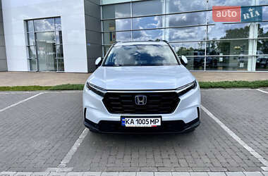Позашляховик / Кросовер Honda CR-V 2023 в 