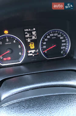 Внедорожник / Кроссовер Honda CR-V 2006 в 