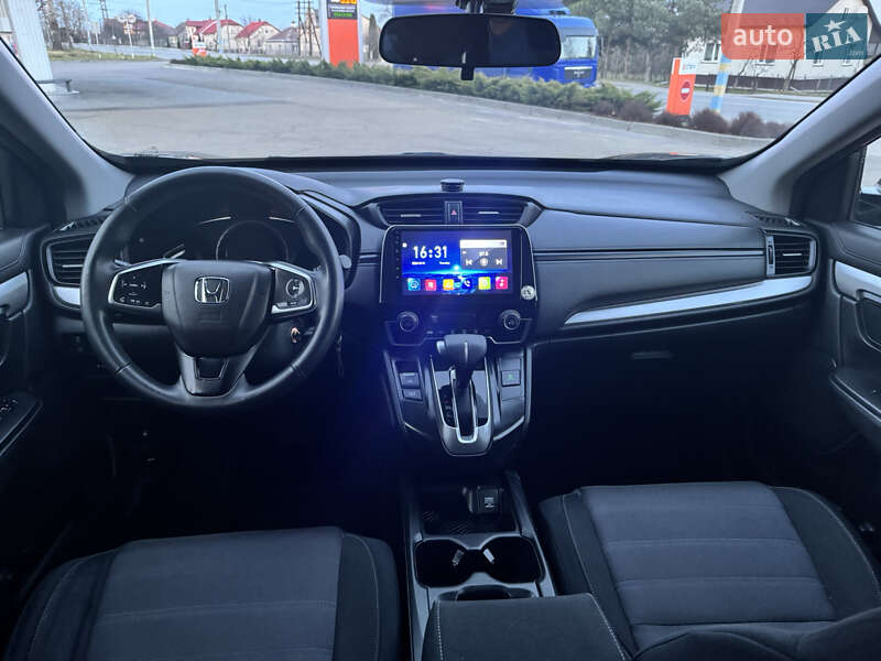 Внедорожник / Кроссовер Honda CR-V 2018 в Мостиске
