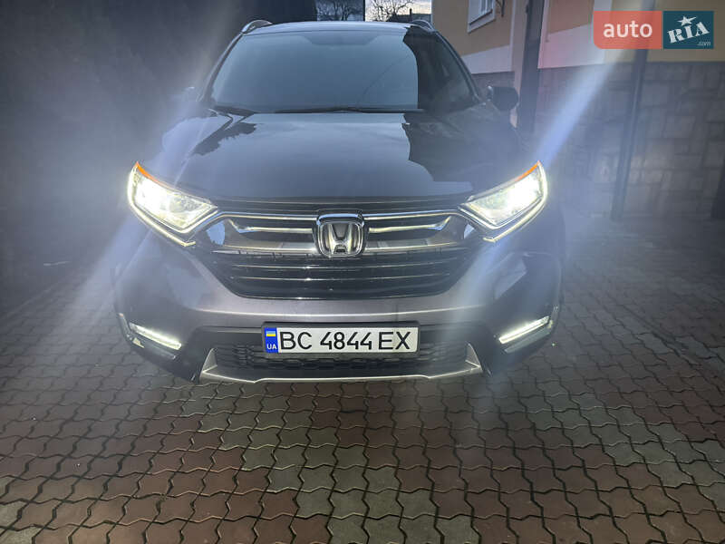 Внедорожник / Кроссовер Honda CR-V 2018 в Мостиске
