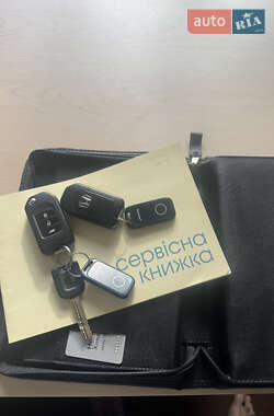Внедорожник / Кроссовер Honda CR-V 2016 в 