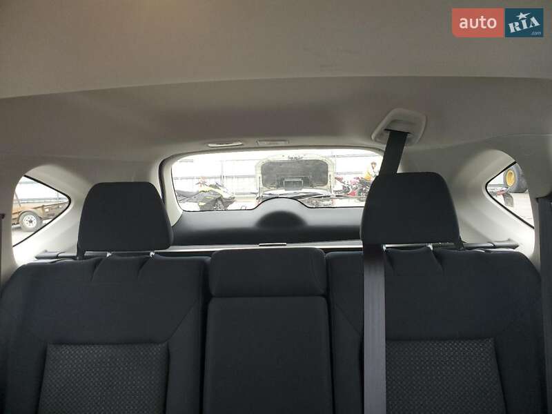 Внедорожник / Кроссовер Honda CR-V 2015 в Львове