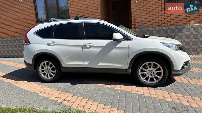 Позашляховик / Кросовер Honda CR-V 2014 в Бершаді