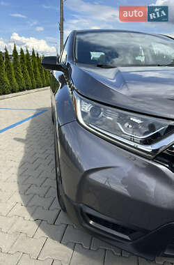 Внедорожник / Кроссовер Honda CR-V 2017 в 