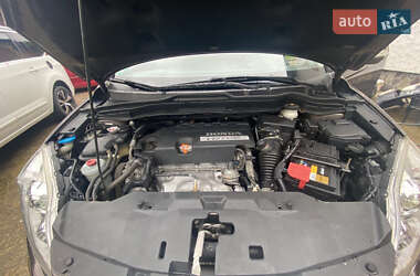 Позашляховик / Кросовер Honda CR-V 2011 в 