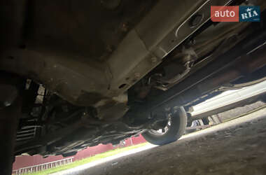 Позашляховик / Кросовер Honda CR-V 2011 в 