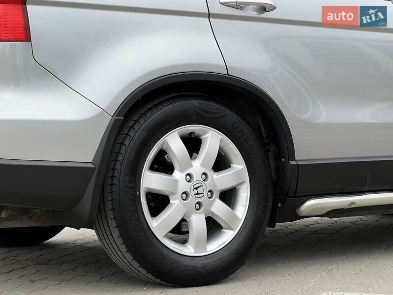 Позашляховик / Кросовер Honda CR-V 2007 в Радивиліві