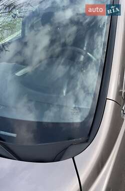 Внедорожник / Кроссовер Honda CR-V 2010 в 