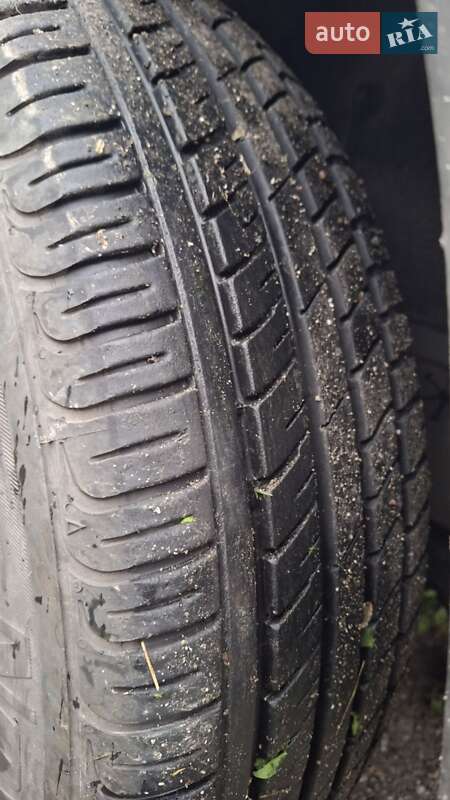 Внедорожник / Кроссовер Honda CR-V 2003 в Киеве