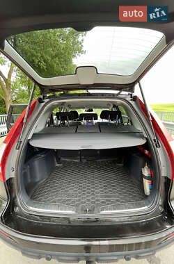 Позашляховик / Кросовер Honda CR-V 2011 в 