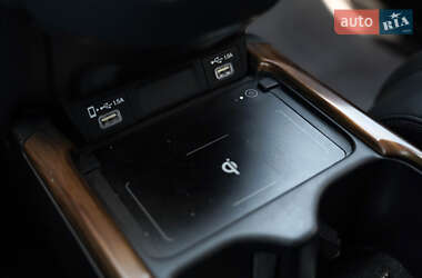 Внедорожник / Кроссовер Honda CR-V 2021 в 