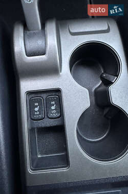 Внедорожник / Кроссовер Honda CR-V 2010 в 
