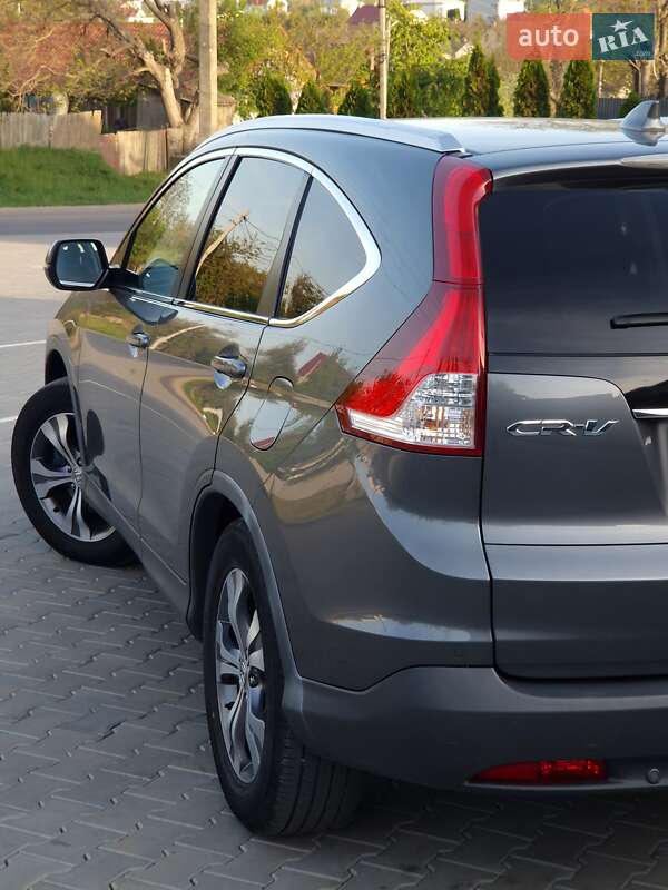 Позашляховик / Кросовер Honda CR-V 2013 в Чернівцях