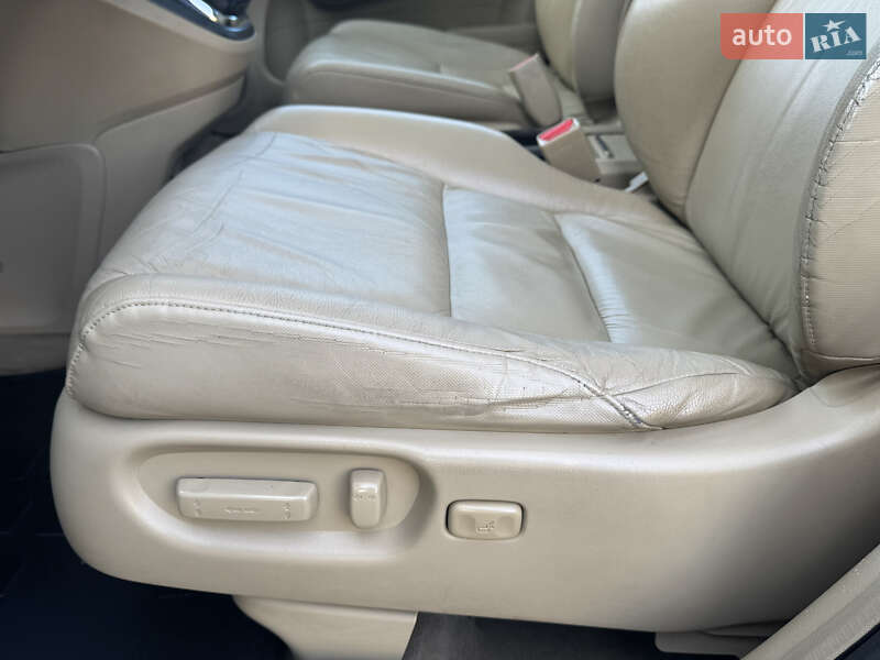 Позашляховик / Кросовер Honda CR-V 2008 в Коломиї