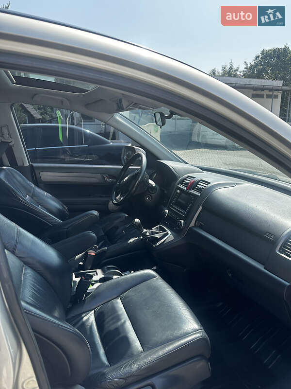 Внедорожник / Кроссовер Honda CR-V 2007 в Ивано-Франковске