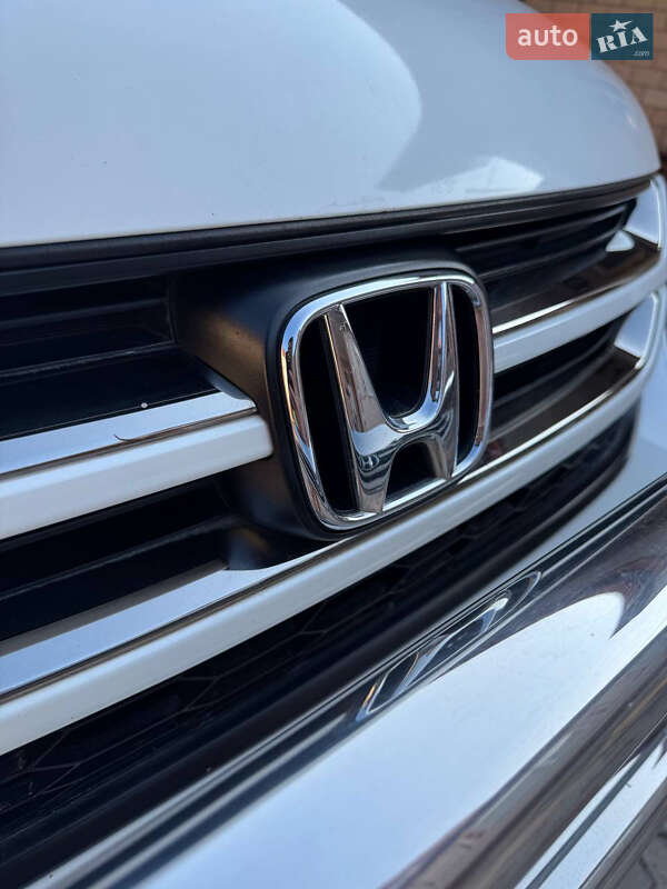 Внедорожник / Кроссовер Honda CR-V 2012 в Тернополе