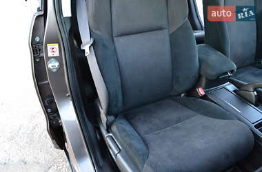 Внедорожник / Кроссовер Honda CR-V 2014 в 