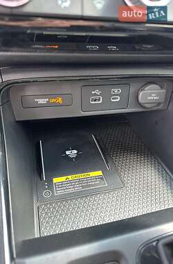 Внедорожник / Кроссовер Honda CR-V 2023 в 