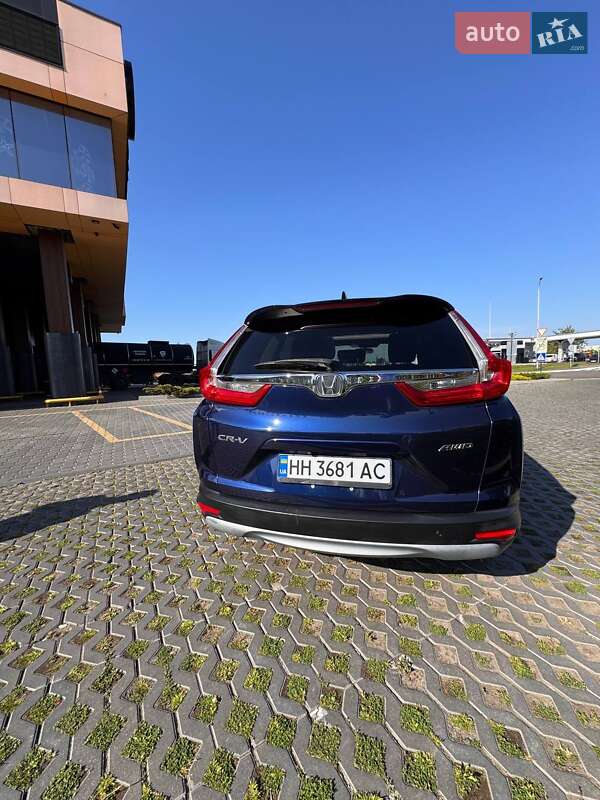 Внедорожник / Кроссовер Honda CR-V 2018 в Одессе фото 2 Внедорожник / Кроссовер Honda CR-V 2018 в Одессе