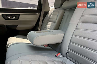 Внедорожник / Кроссовер Honda CR-V 2017 в 