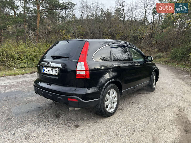 Внедорожник / Кроссовер Honda CR-V 2007 в Могилев-Подольске