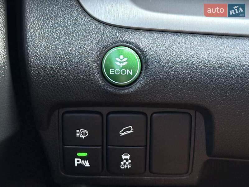 Внедорожник / Кроссовер Honda CR-V 2014 в Львове