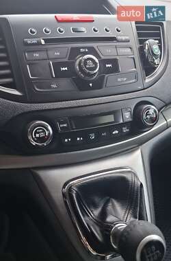 Позашляховик / Кросовер Honda CR-V 2014 в 