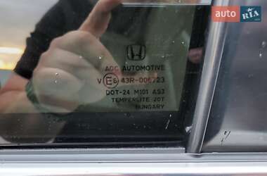 Внедорожник / Кроссовер Honda CR-V 2011 в 