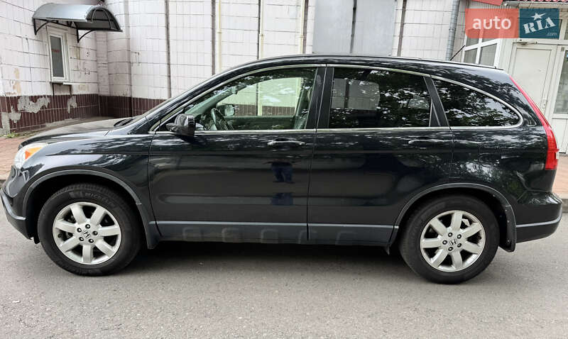 Внедорожник / Кроссовер Honda CR-V 2008 в Киеве
