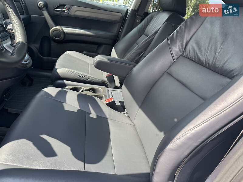 Внедорожник / Кроссовер Honda CR-V 2011 в Стрые