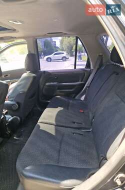 Внедорожник / Кроссовер Honda CR-V 2002 в 