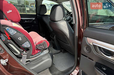 Позашляховик / Кросовер Honda CR-V 2022 в 