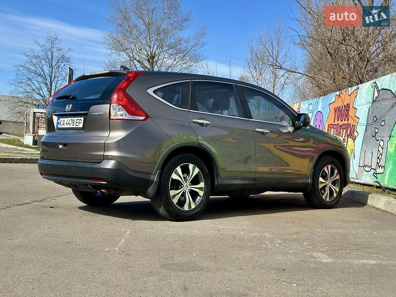 Позашляховик / Кросовер Honda CR-V 2012 в Києві