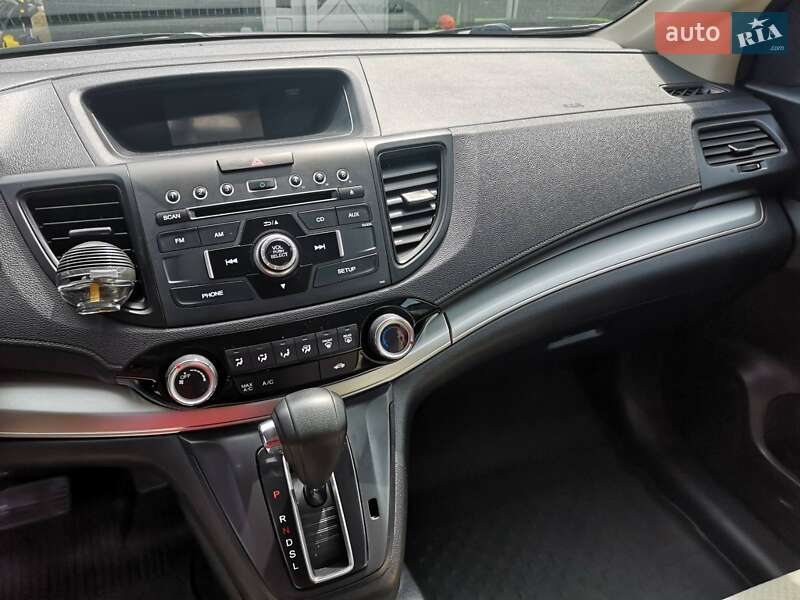 Внедорожник / Кроссовер Honda CR-V 2016 в Ровно