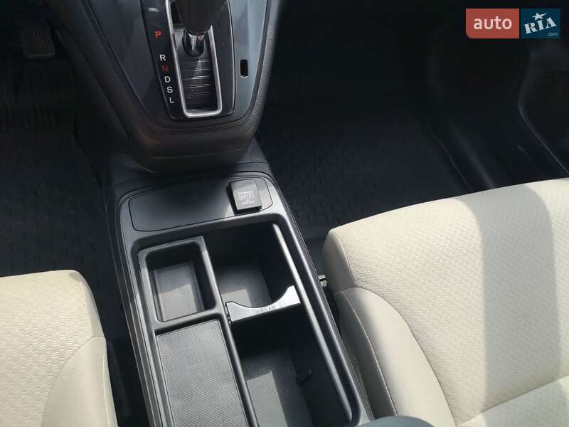 Внедорожник / Кроссовер Honda CR-V 2016 в Ровно