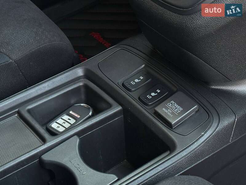 Внедорожник / Кроссовер Honda CR-V 2015 в Харькове