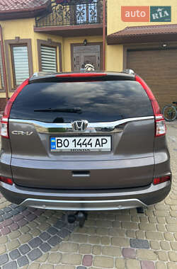 Внедорожник / Кроссовер Honda CR-V 2015 в 