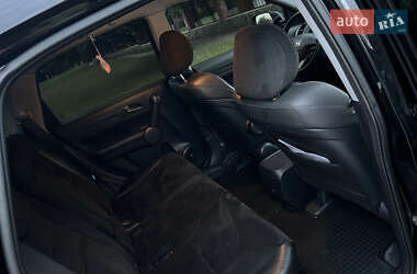 Внедорожник / Кроссовер Honda CR-V 2011 в 