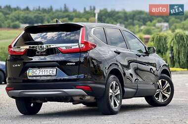 Внедорожник / Кроссовер Honda CR-V 2019 в 