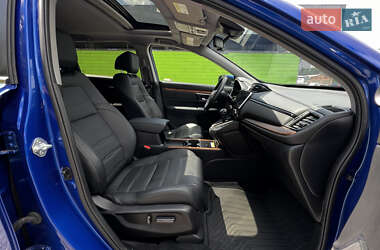 Внедорожник / Кроссовер Honda CR-V 2022 в 
