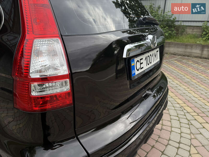 Позашляховик / Кросовер Honda CR-V 2010 в Чернівцях