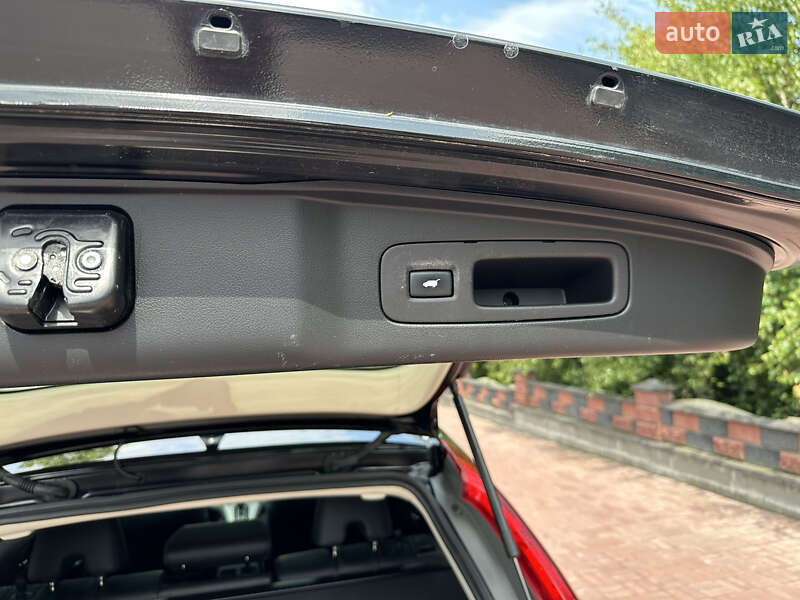 Внедорожник / Кроссовер Honda CR-V 2012 в Ровно