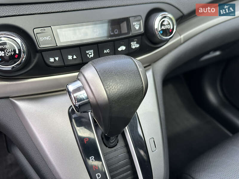 Внедорожник / Кроссовер Honda CR-V 2012 в Ровно