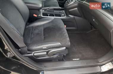 Внедорожник / Кроссовер Honda CR-V 2015 в 