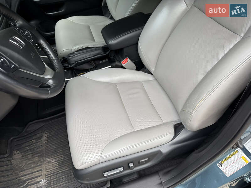 Внедорожник / Кроссовер Honda CR-V 2016 в Киеве